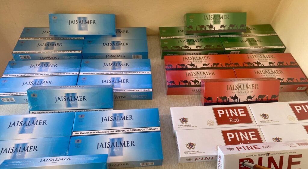 Autoridad Nacional de Aduanas decomisa cigarrillos de presunto contrabando durante operativo en Antón