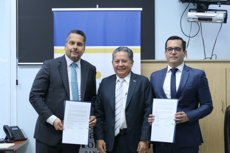 ¡Importante convenio! Hospital Santo Tomás y AstraZeneca fortalecerán atención de enfermedades raras en Panamá