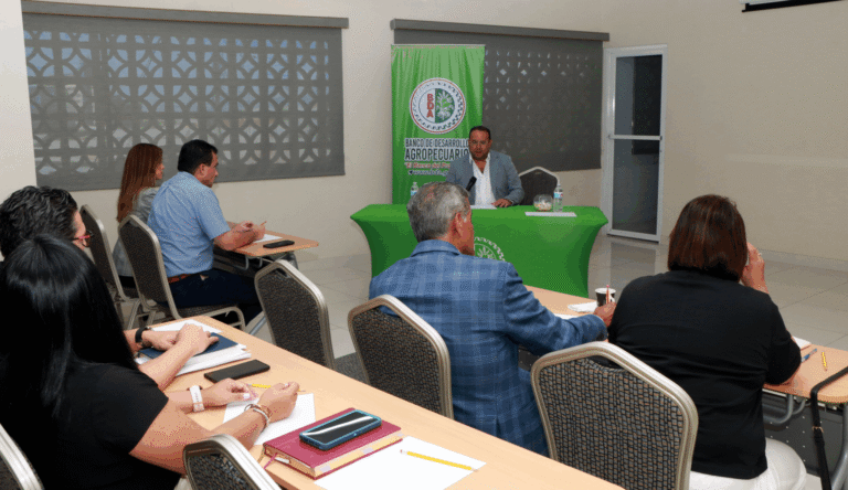 Naviferias 2026: IMA coordina adquisición de 500 mil jamones picnic 100% nacionales