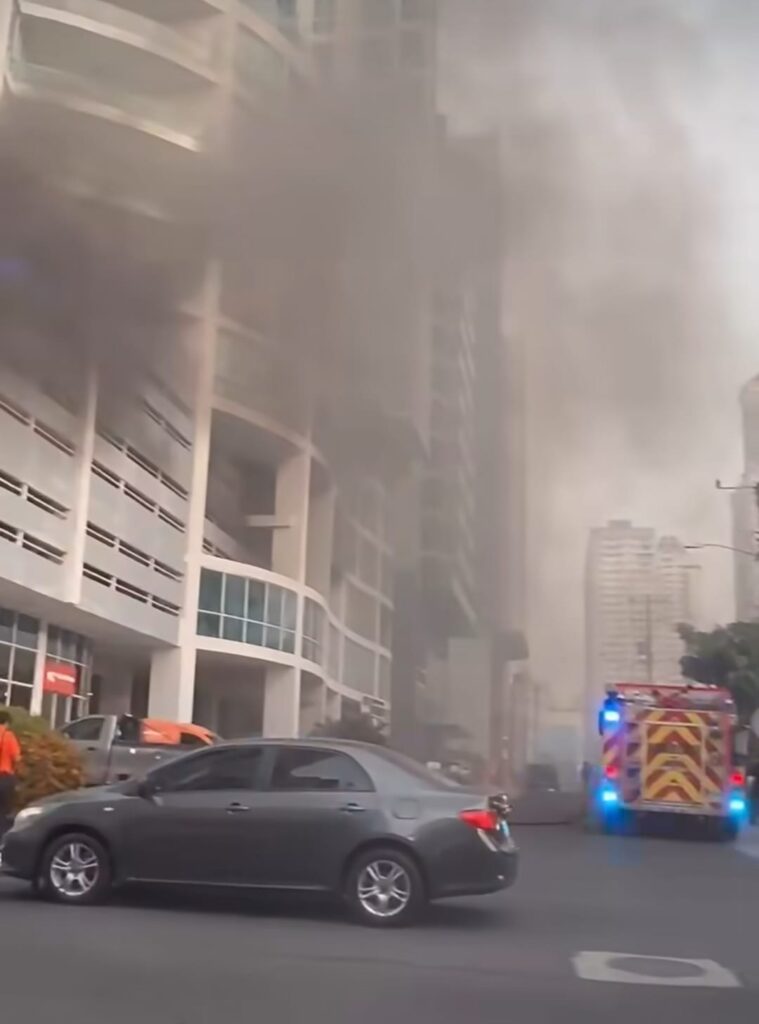 ¡Una vez más! Bomberos evitan desgracia en PH