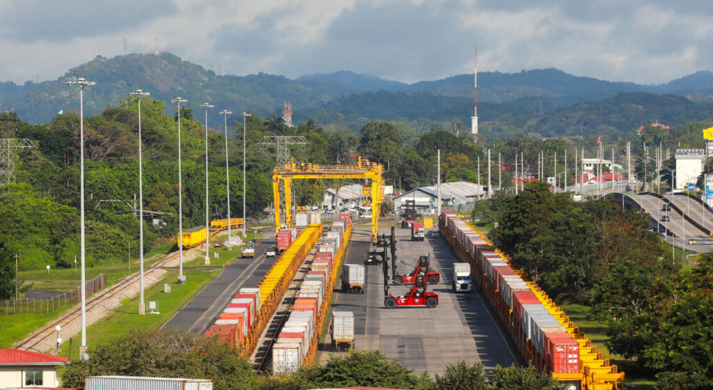 Exportaciones de servicios de Panamá crecen 9.7 % en el primer trimestre de 2026 tras un año récord