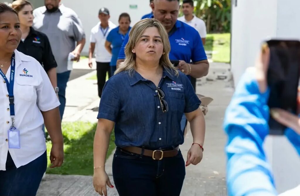INADEH despliega ayuda en Soná, Guararé y otras zonas afectadas por el sismo