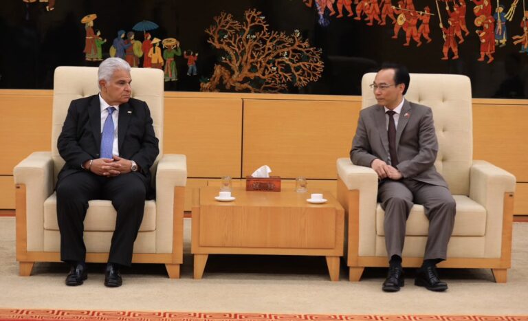 Panamá y Vietnam fortalecen relaciones con nueve acuerdos y apuestan por ampliar el comercio y la inversión