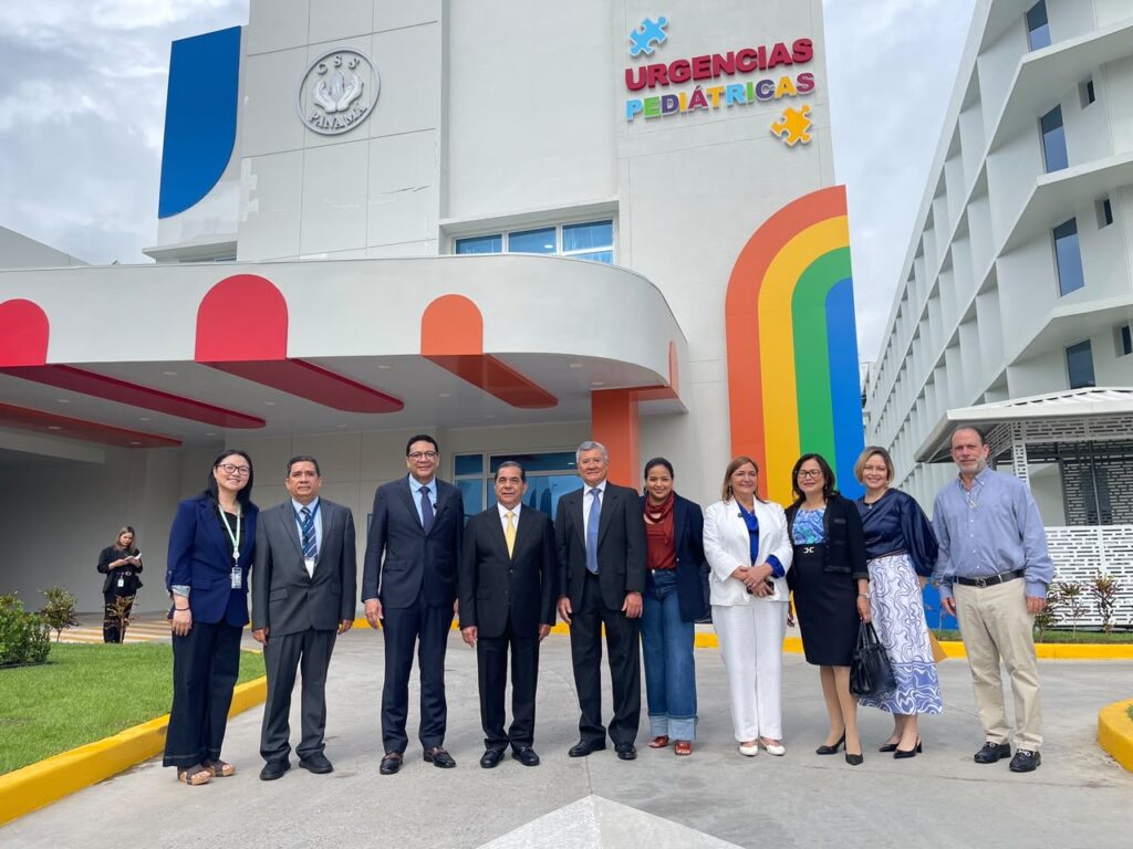 MEDUCA y CSS llevan la educación a niños y adolescentes durante su hospitalización