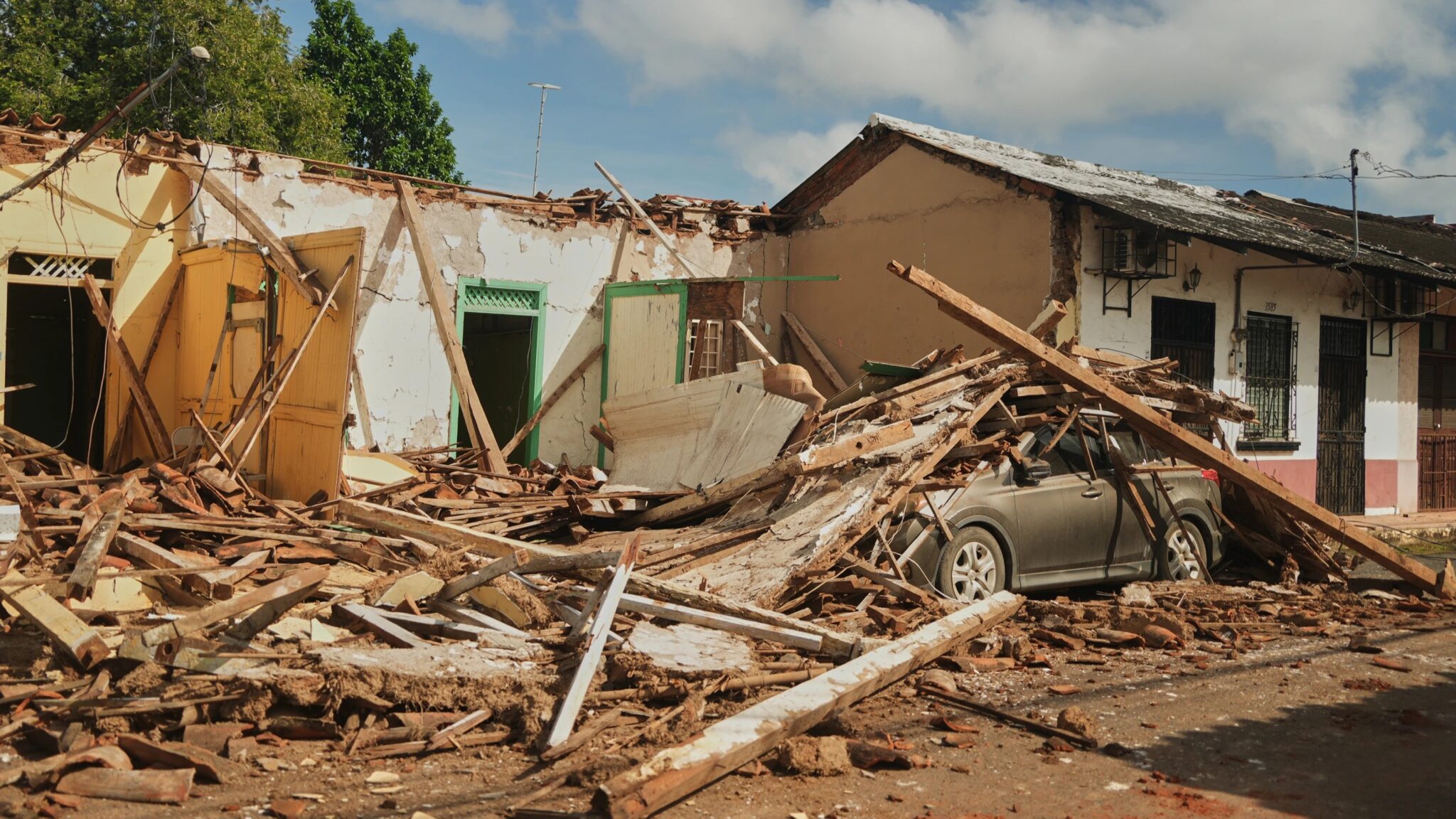 Inicia licitación para construir viviendas destinadas a familias afectadas por el sismo